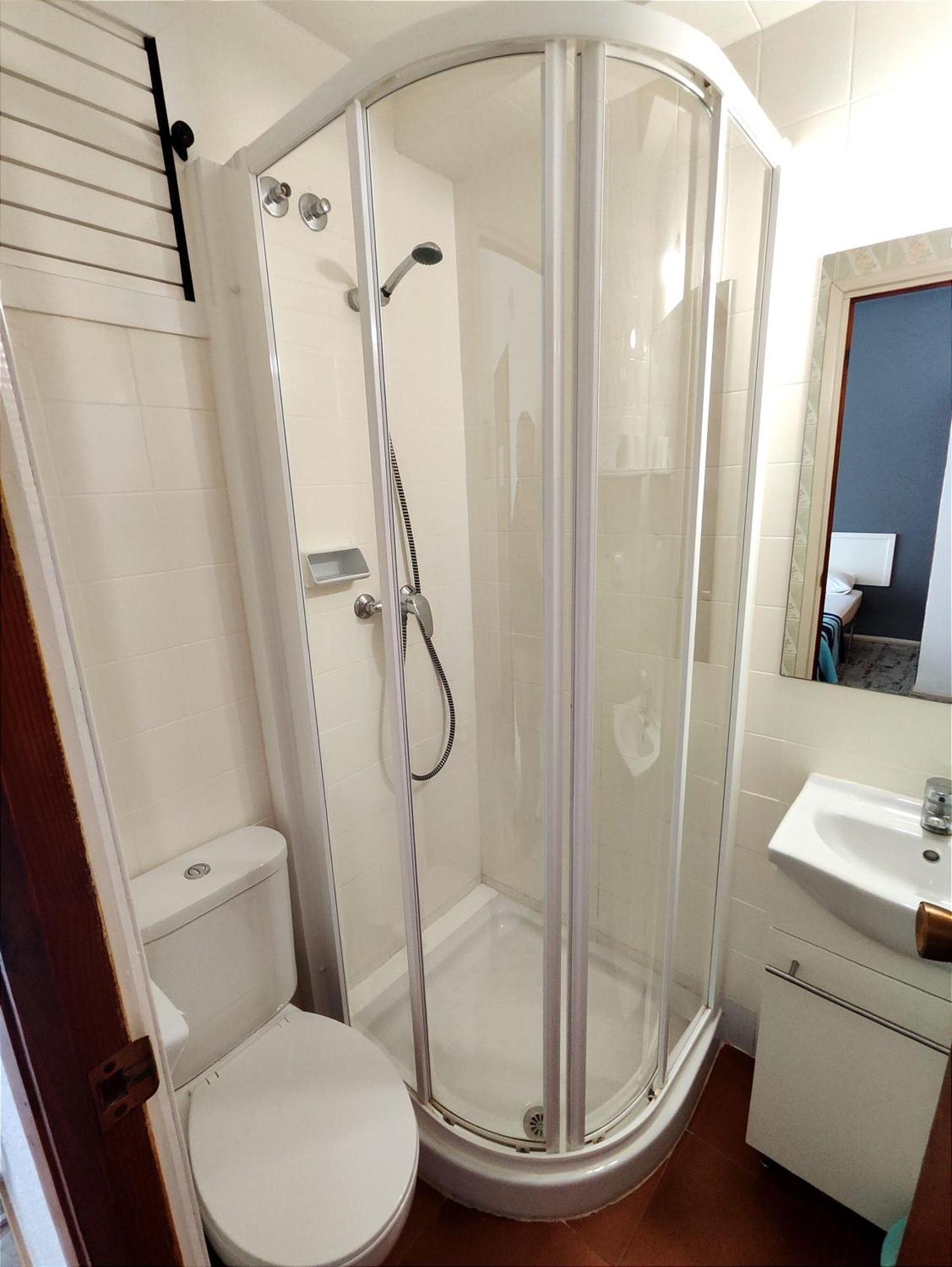 Hostal La Torre Беникасим Экстерьер фото